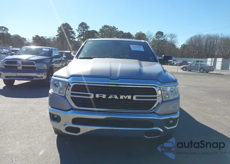 2021 Ram 1500 Big Horn 4X4 6'4 Box из США, поврежденный, VIN 1C6SRFBT0MN571898